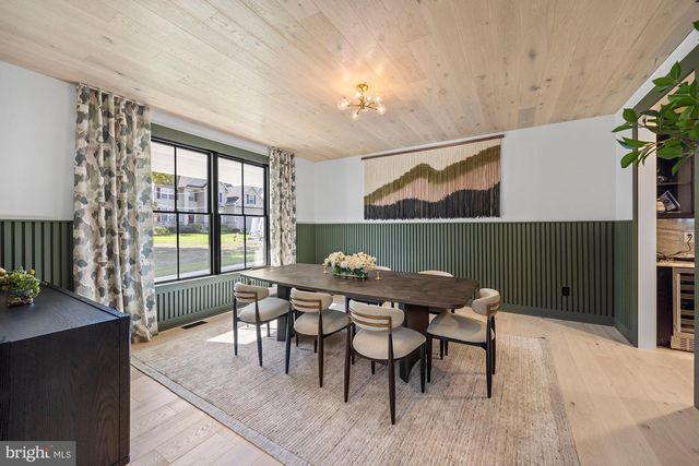 421 E COTTAGE AVE, Haddonfield, NJ 08033