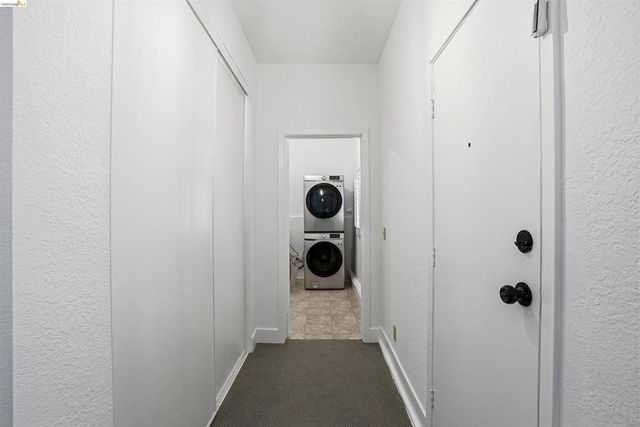 2237 Trafalgar Pl, Oakland, CA 94611