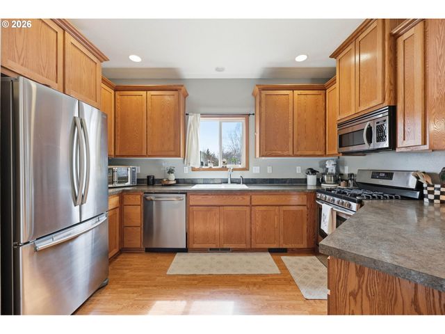 1664 Nw JEFFREY Ct, Mc Minnville, OR 97128