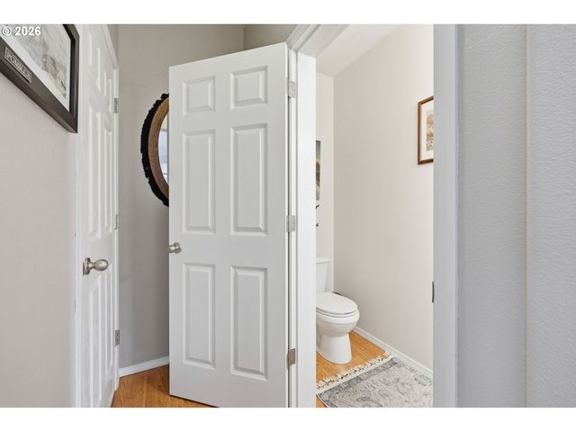 1664 Nw JEFFREY Ct, Mc Minnville, OR 97128