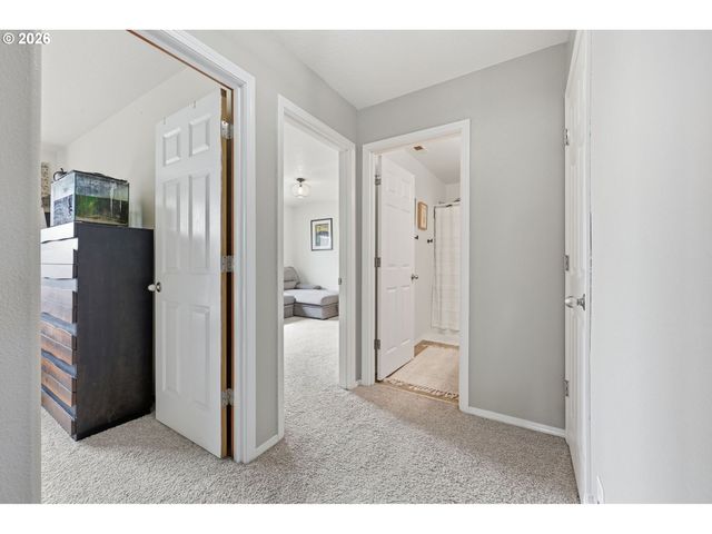 1664 Nw JEFFREY Ct, Mc Minnville, OR 97128