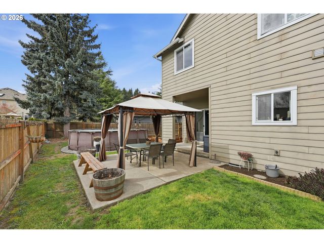 1664 Nw JEFFREY Ct, Mc Minnville, OR 97128