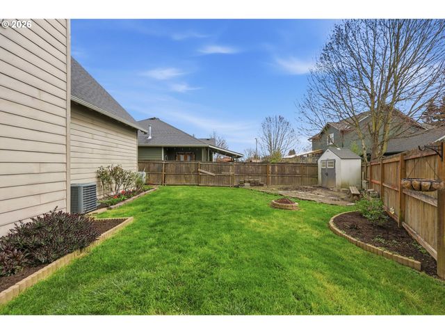1664 Nw JEFFREY Ct, Mc Minnville, OR 97128