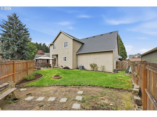 1664 Nw JEFFREY Ct, Mc Minnville, OR 97128