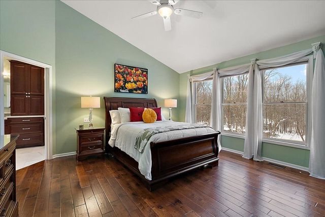 4406 Hickory Grove Court NE, Ada, MI 49301