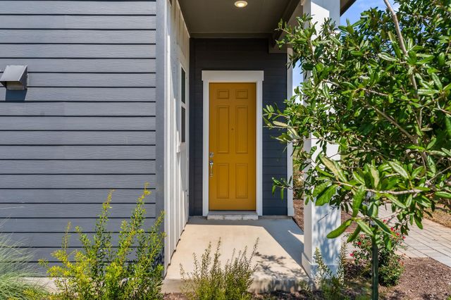 1020 Vista View DR 401, Georgetown, TX 78626