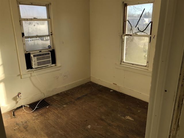 3871 Main Street, Benton Harbor, MI 49022