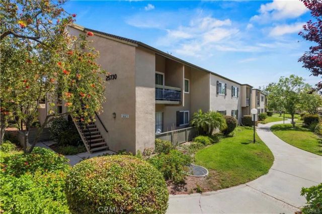 25730 Player Drive S-8, Valencia, CA 91355