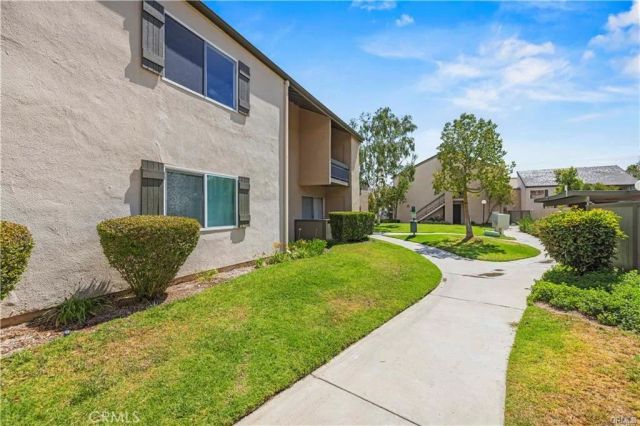 25730 Player Drive S-8, Valencia, CA 91355