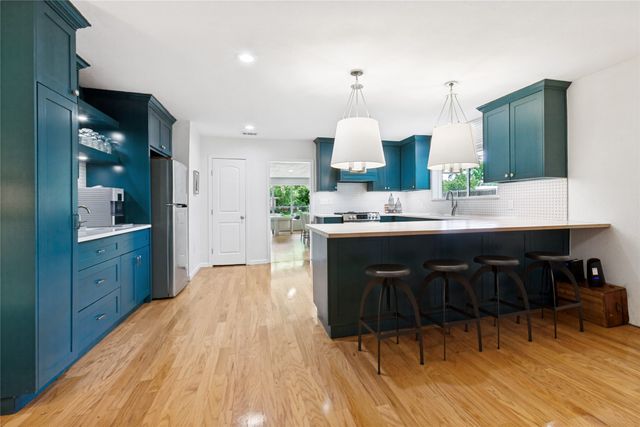 6405 Glennox Lane, Dallas, TX 75214