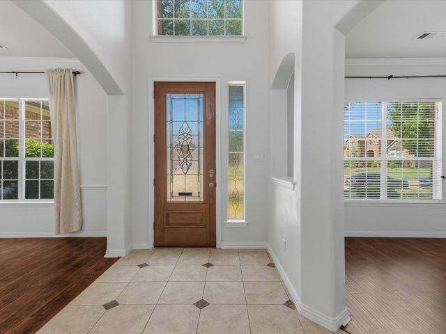 221 Westminister Avenue, Murphy, TX 75094