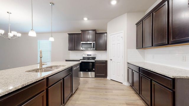 428 Creekfall RD, Burnet, TX 78611