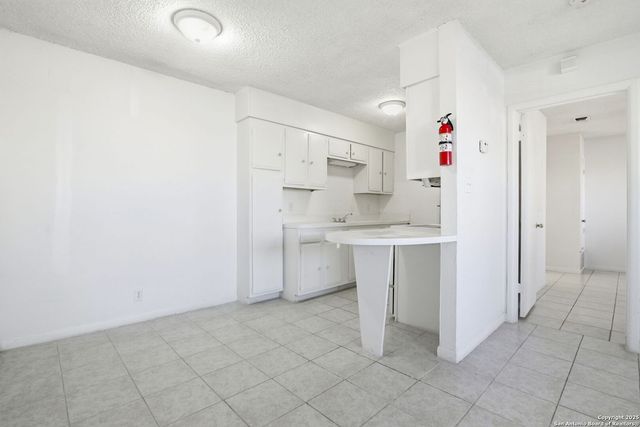 7774 Skolout, San Antonio, TX 78227