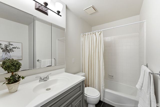 2326 W HEATHERGLEN DR, Taylorsville, UT 84129