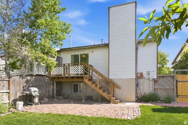 2326 W HEATHERGLEN DR, Taylorsville, UT 84129