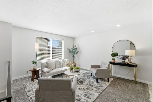 2326 W HEATHERGLEN DR, Taylorsville, UT 84129