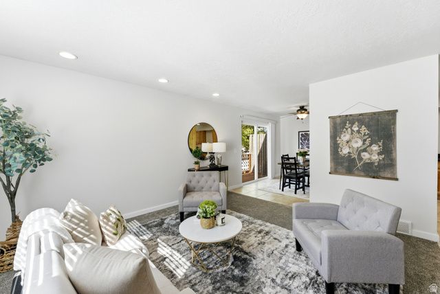 2326 W HEATHERGLEN DR, Taylorsville, UT 84129