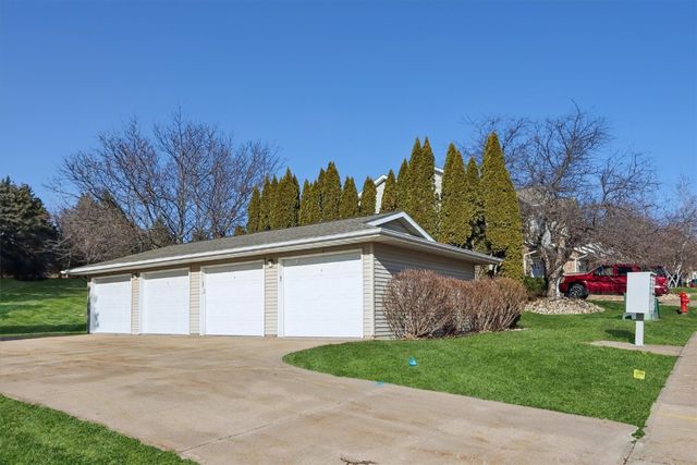2510 Cascade Lane, Iowa City, IA 52246