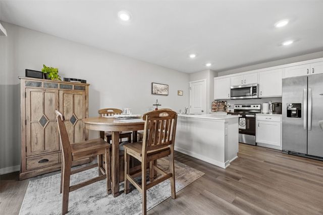 2838 Anne Drive, Hiawatha, IA 52233