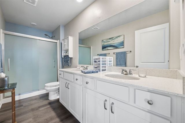 2838 Anne Drive, Hiawatha, IA 52233