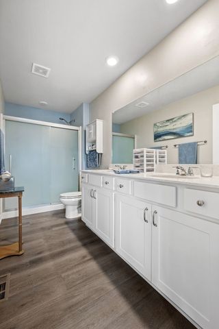 2838 Anne Drive, Hiawatha, IA 52233