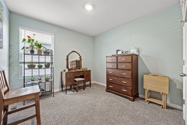 2838 Anne Drive, Hiawatha, IA 52233