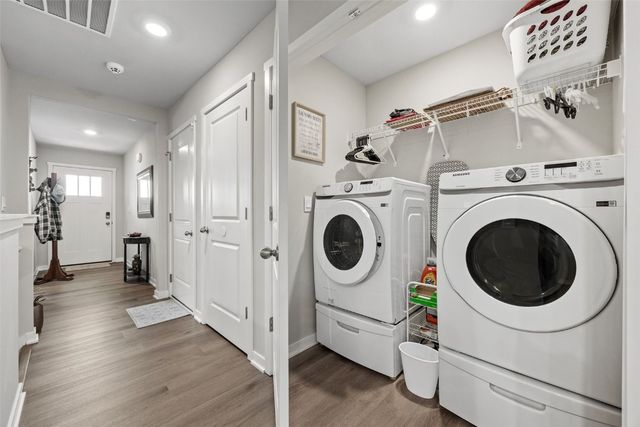 2838 Anne Drive, Hiawatha, IA 52233