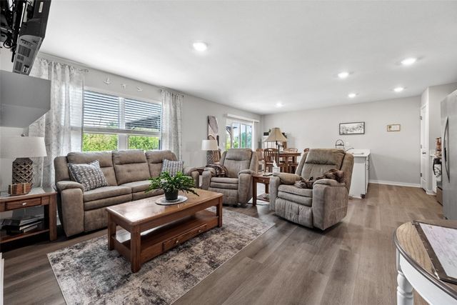 2838 Anne Drive, Hiawatha, IA 52233