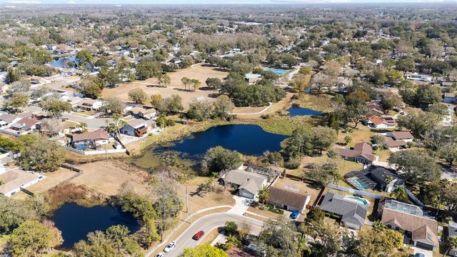 15717 PENNINGTON ROAD, Tampa, FL 33624