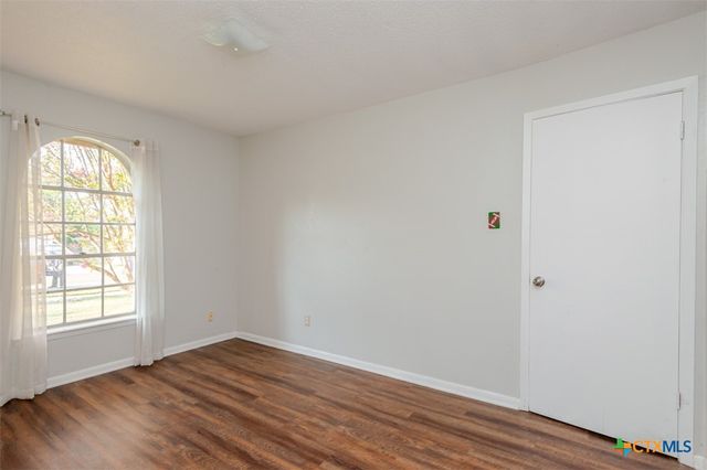 919 Holly Street, Copperas Cove, TX 76522