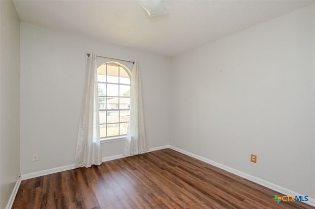 919 Holly Street, Copperas Cove, TX 76522