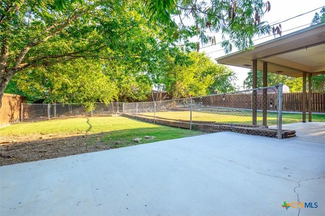 919 Holly Street, Copperas Cove, TX 76522