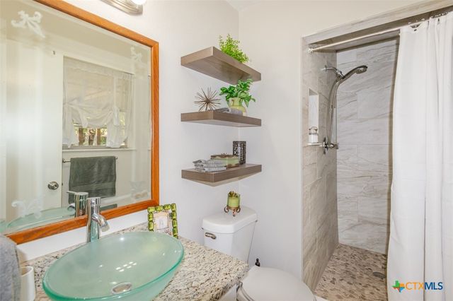 919 Holly Street, Copperas Cove, TX 76522