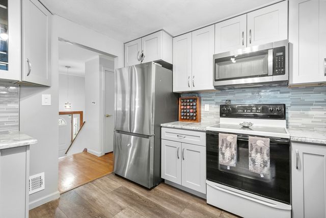 17 George Road, Maynard, MA 01754
