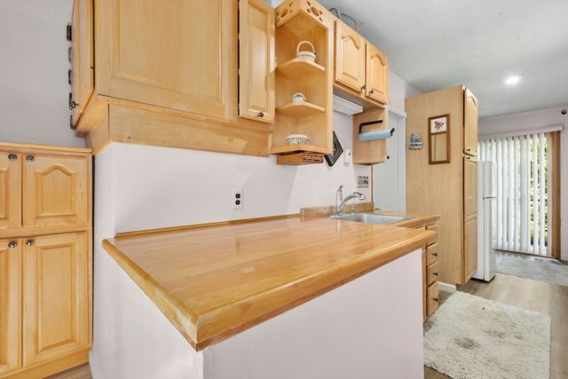 17 George Road, Maynard, MA 01754