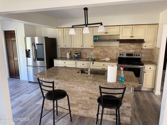 3 Lake Drive, Howell, NJ 07731