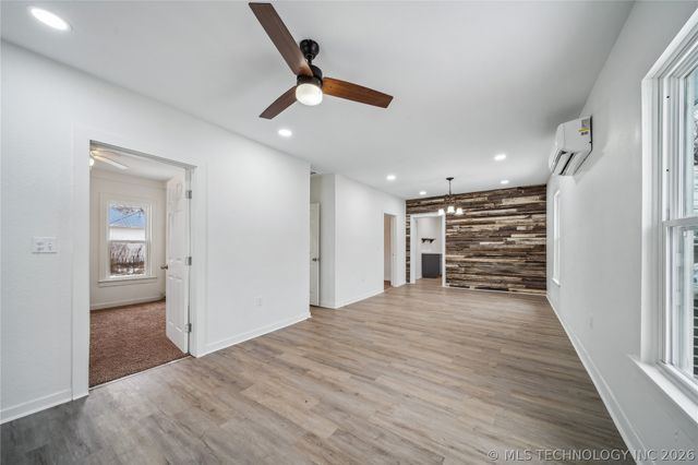 708 S Miami Avenue, Okmulgee, OK 74447