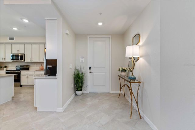 5608 SUMMIT POINTE CIRCLE 101, Bradenton, FL 34210