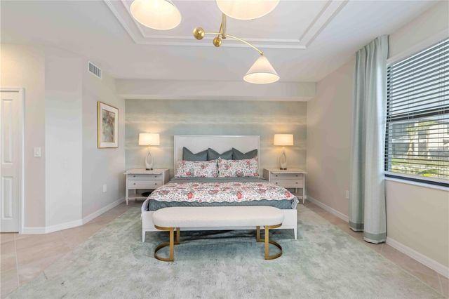 5608 SUMMIT POINTE CIRCLE 101, Bradenton, FL 34210