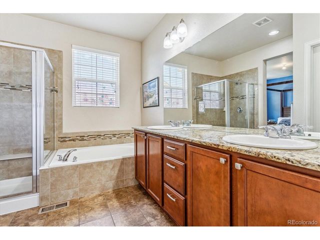 6284 Orion Ct B, Arvada, CO 80403