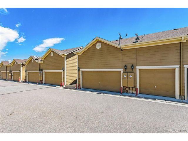 6284 Orion Ct B, Arvada, CO 80403