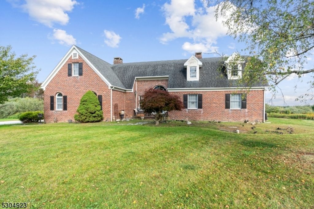 64 Mattison Rd, Frankford Twp., NJ 07826