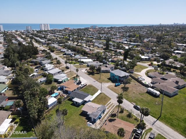 75 Brooks Drive, Ormond Beach, FL 32176