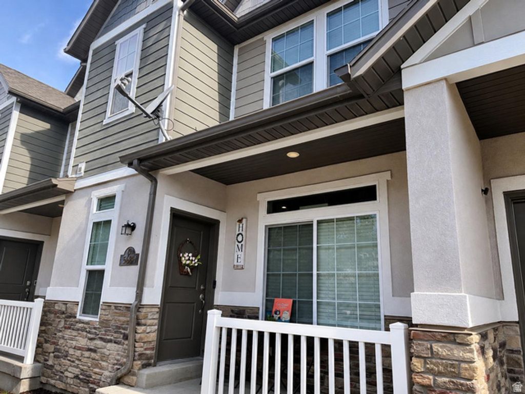 5689 W ROSE RIDGE LN, West Valley City, UT 84118 — exterior