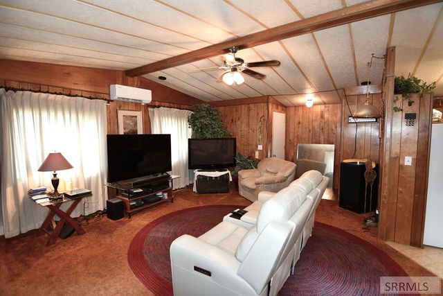 837 Dalmation Drive, Idaho Falls, ID 83402