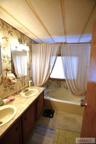 837 Dalmation Drive, Idaho Falls, ID 83402