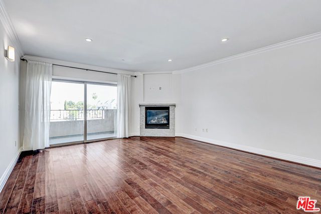 1520 S Shenandoah Street 304, Los Angeles, CA 90035