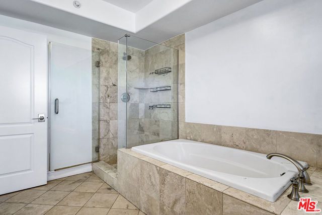 1520 S Shenandoah Street 304, Los Angeles, CA 90035