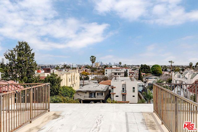 1520 S Shenandoah Street 304, Los Angeles, CA 90035