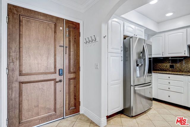 1520 S Shenandoah Street 304, Los Angeles, CA 90035